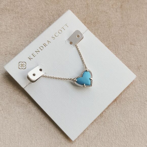 Kendra Scott Ari Heart Gold Turquoise Magnesite Pendant Necklace New - Picture 2 of 4